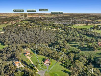 5 Ironbark Court, Hidden Valley