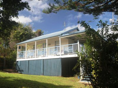 1 Western Avenue, Montville