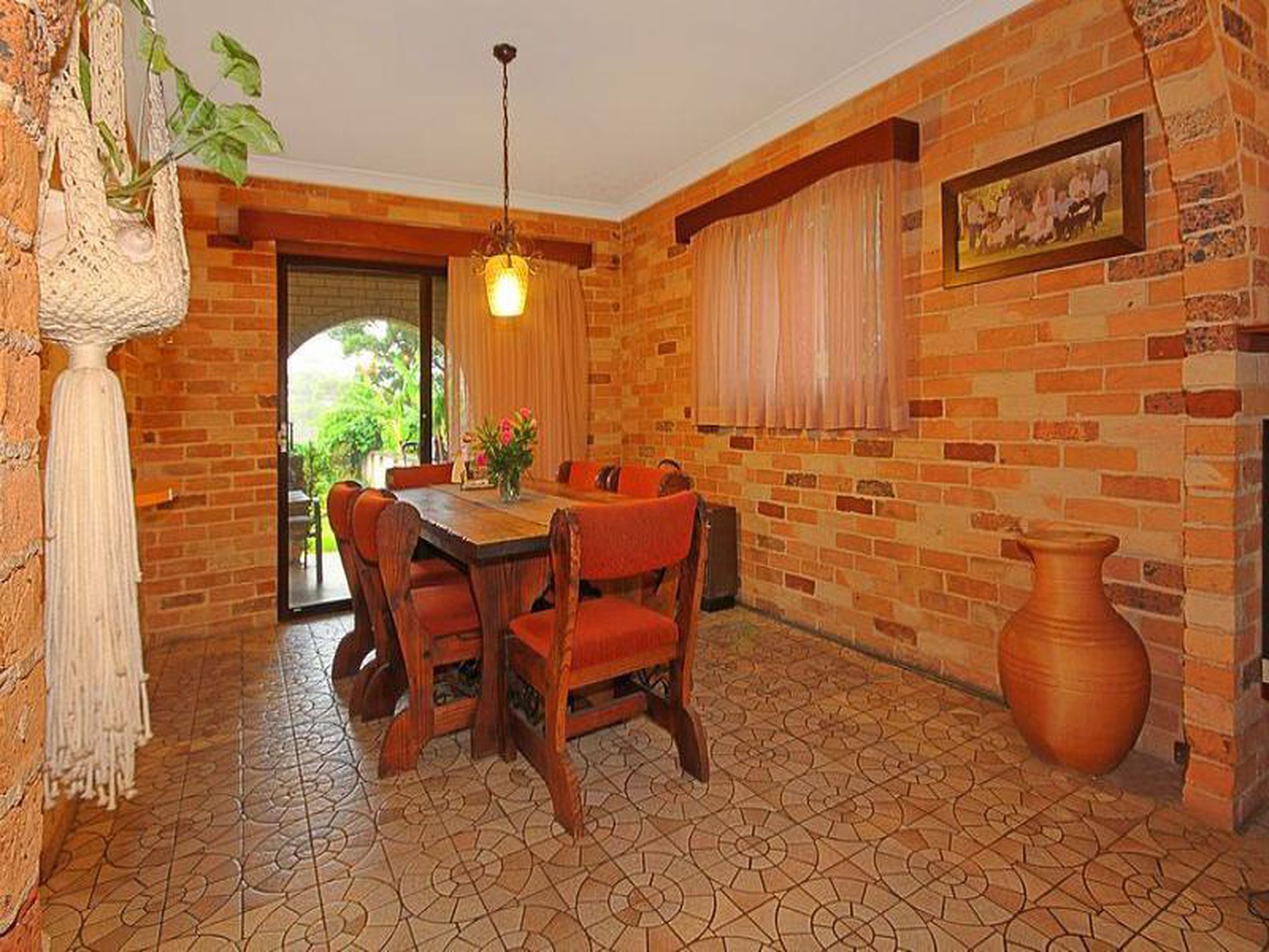 8 Manning Avenue, Narrawallee