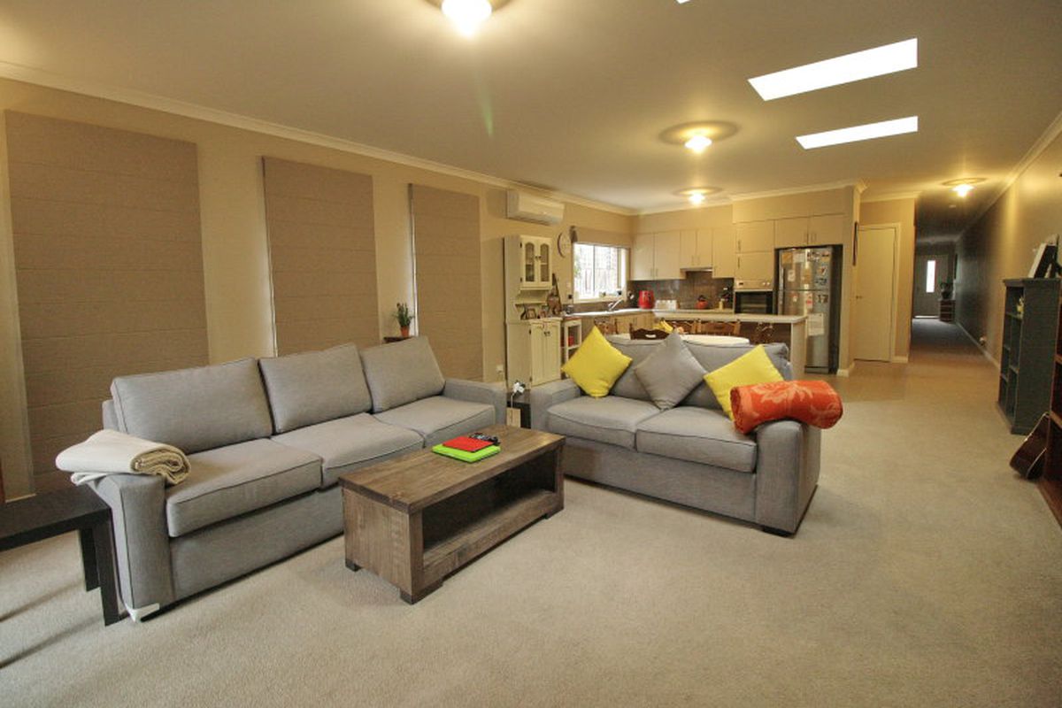 2 / 60 Highett Street, Mansfield