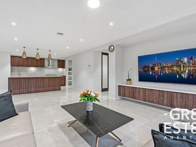 14 Ryder Street, Cranbourne