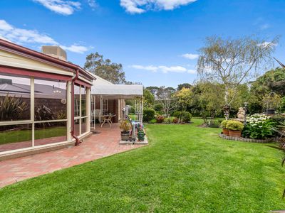 12 Woodlands Drive, Somerville