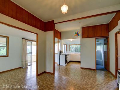 222-224 Western Avenue, Montville