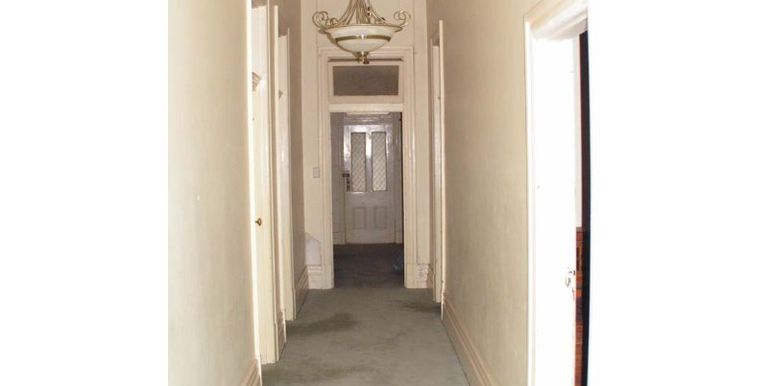 30 Cowslip Street, Violet Town