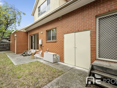 2 / 56 Station Street, Burwood