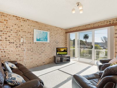 2 / 4 Montague Street, Narooma