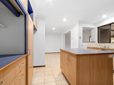 10 O'Connor Way, West Lamington