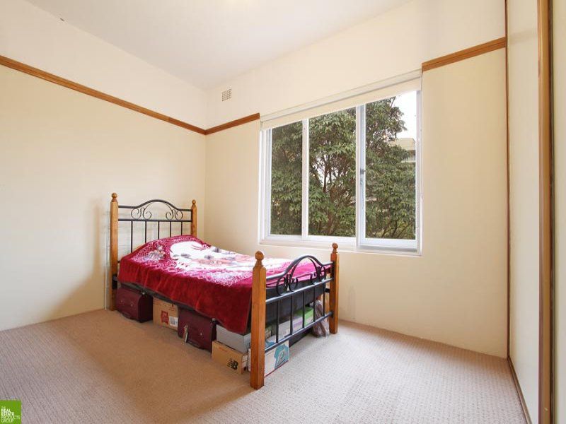 9 / 10 Market Place , Wollongong