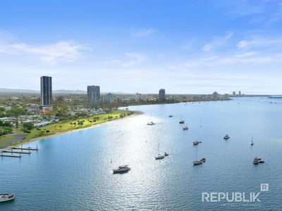 9 / 161 Marine Parade, Southport