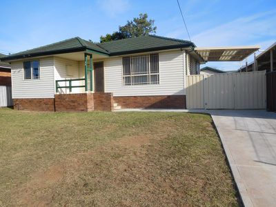 36 Jindabyne Street, Heckenberg