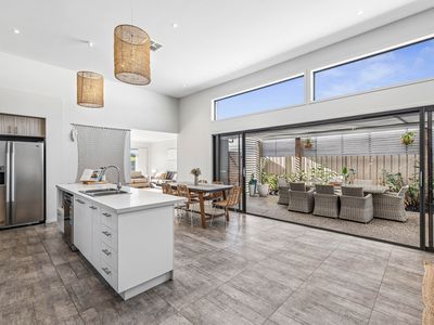 6 Saint Andrews Boulevard, Normanville