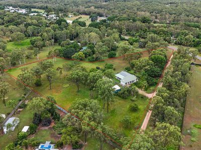 5 Toolakea Beach Road, Bluewater