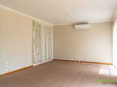 4 Felstead Avenue, Horsham