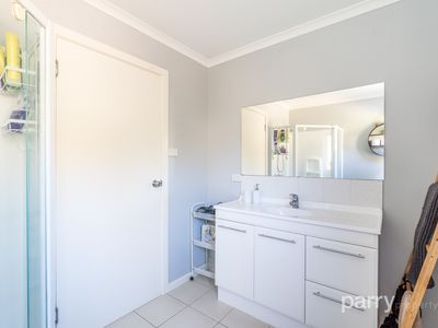 33 Ellison Street, Newstead