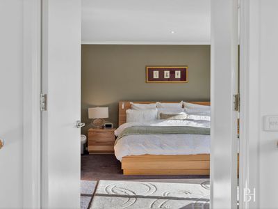 5 Ironbark Court, Hidden Valley