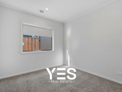24 Balcarra Street, Clyde North