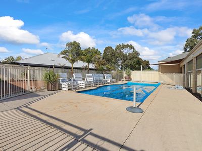 61 Country Road, Pinjarra