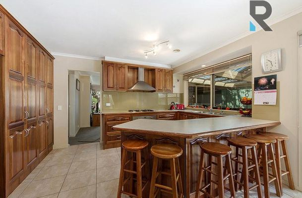 1 Farnborough Avenue, Craigieburn