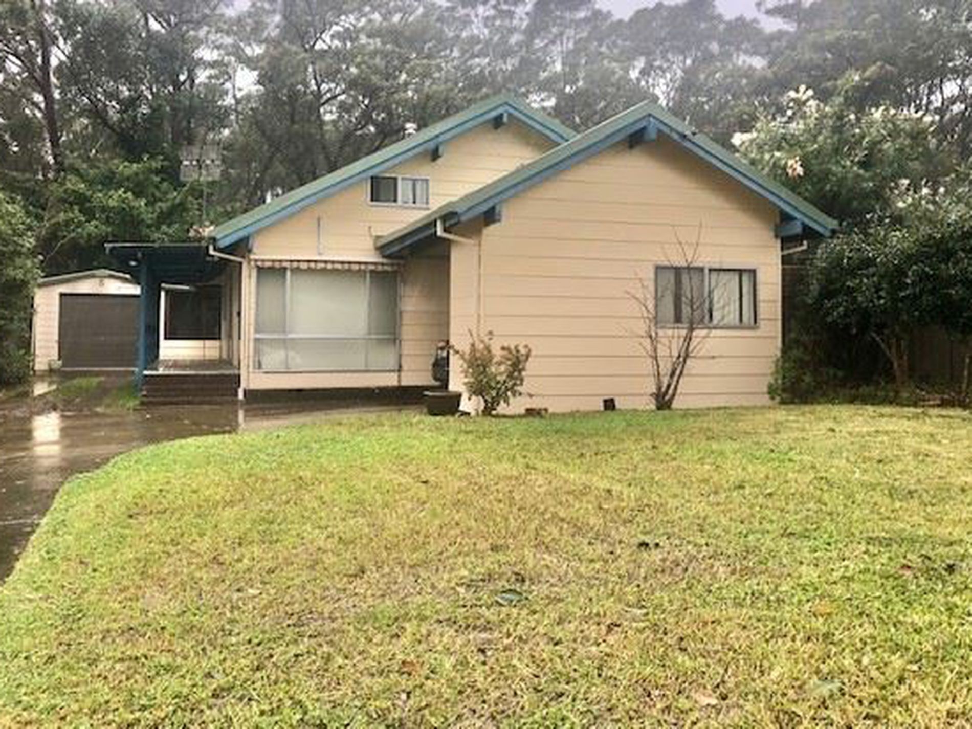 5 Wyoming Avenue, Burrill Lake