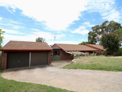 8 Polona Street, Blayney