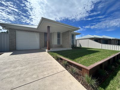 27 Birkdale Circuit, Sussex Inlet