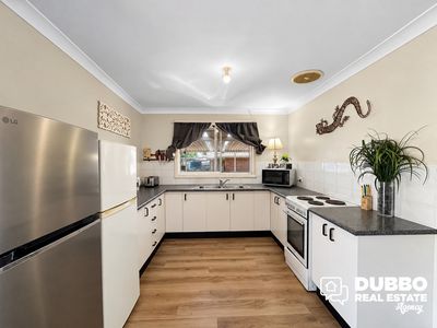 13 Pegasus Place, Dubbo