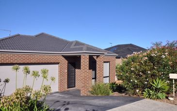 8 Brownfield Drive, Officer