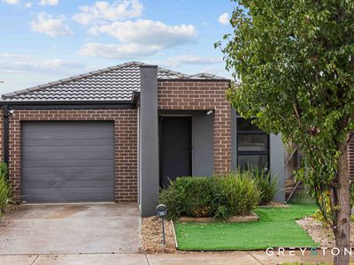 16 Abbott Street, Melton South