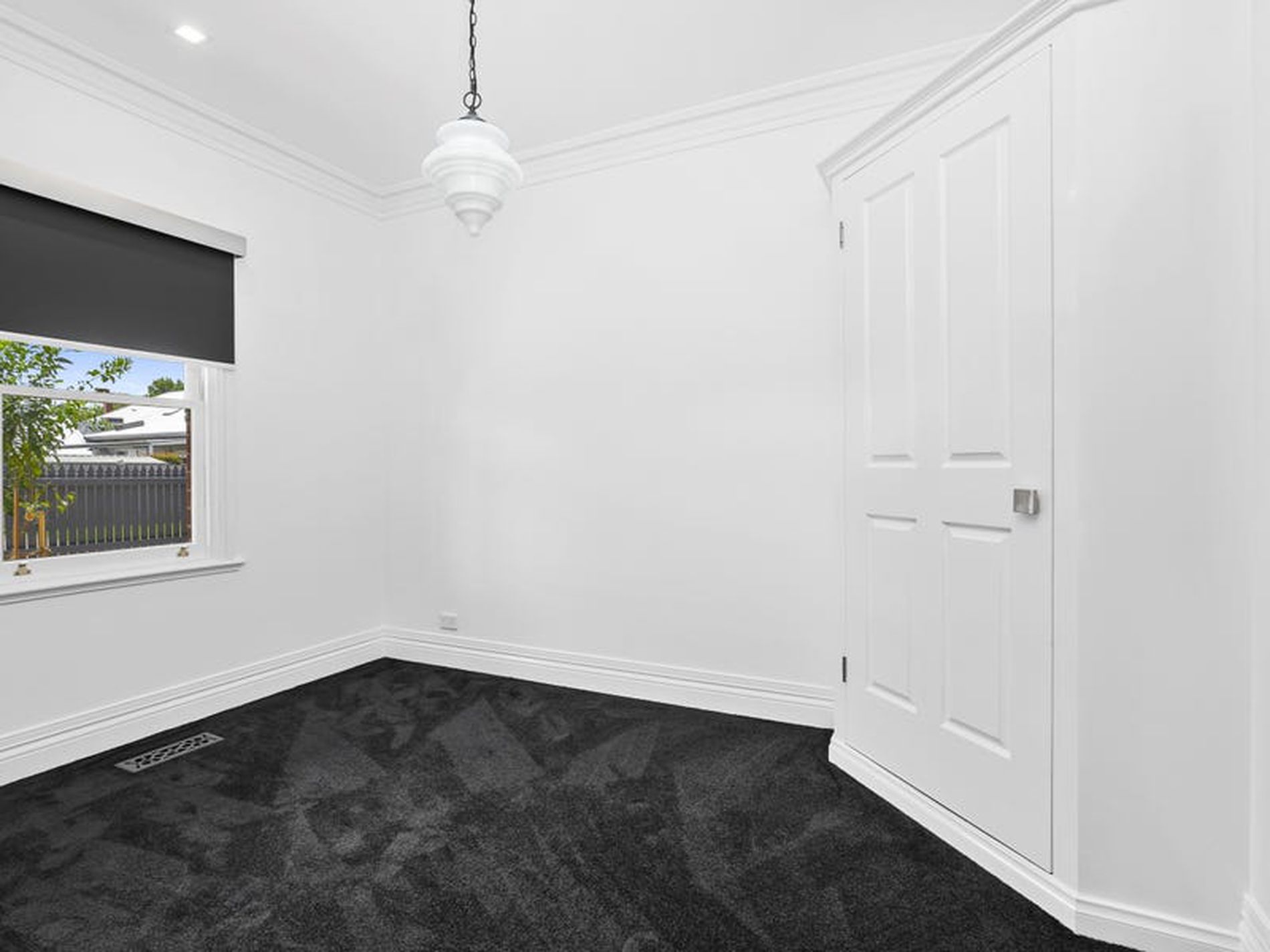 15 Sherbourne Terrace, Newtown