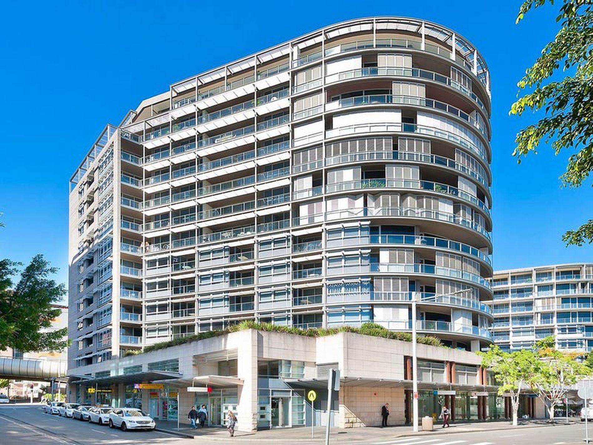 811 / 23 Shelley Street, Sydney