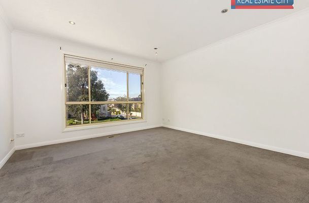 110 McPherson Boulevard, Roxburgh Park