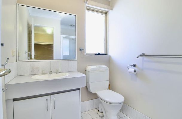 32 Argonaut Avenue , Waikiki