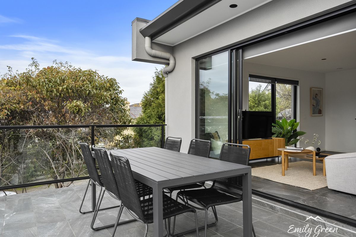 1 / 72A Molle Street, Hobart