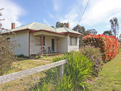 33 Victoria Hill Road, Heathcote