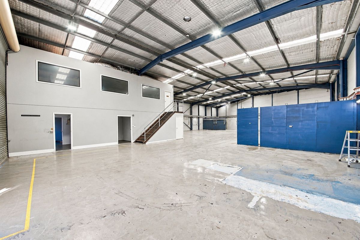 16 Ironbark Avenue, Camden