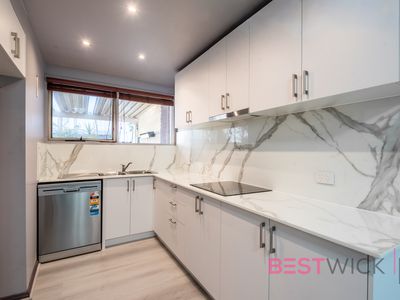 12 Middlemiss Place, Windradyne
