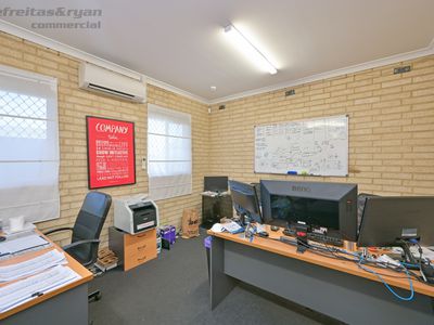 1/7 Davison Road, Cockburn Central