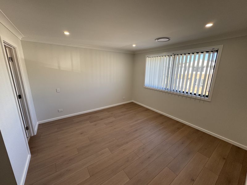 63 Fuzzweed Road, Leppington