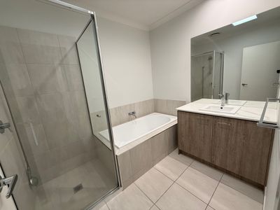 30 Spector Walk, Werribee