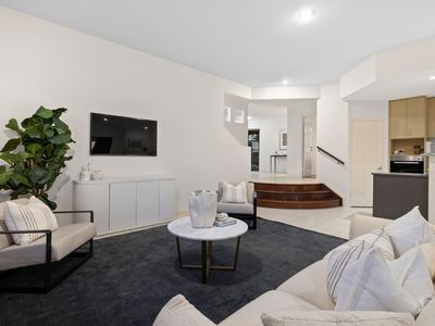 42 Gordon Crescent, Wakerley