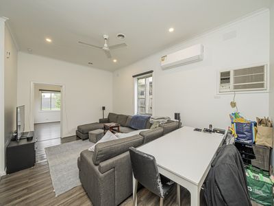 1 / 28 Rich Street, Noble Park