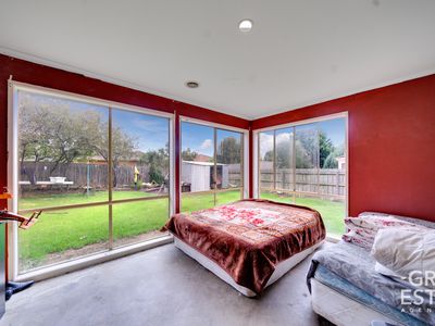 7 Genista Road, Cranbourne West