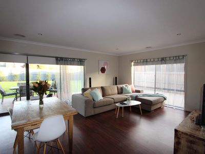 46 Estuary Boulevard, Leopold