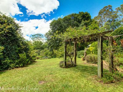 394 Western Avenue, Montville