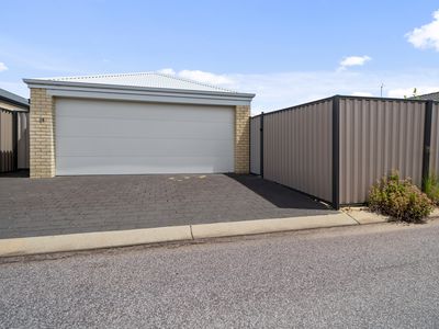 20 Montpellier Way, Piara Waters