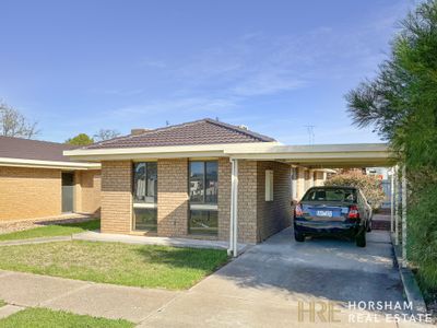 2 / 31 George Street, Horsham
