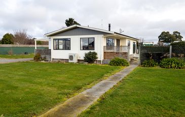 11 Mayfield Klondyke Road, Mayfield