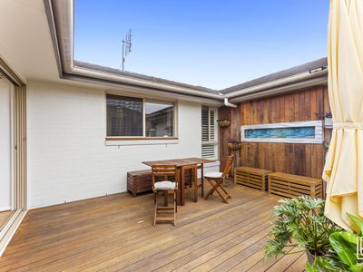 25 Grasstree Avenue, Woongarrah