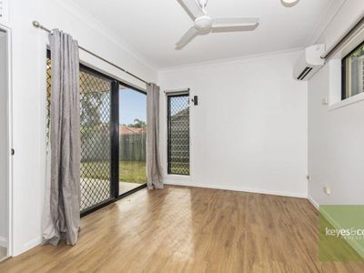 6 Oarsman Place, Douglas