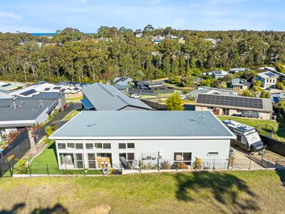 21B Currawong Crescent, Malua Bay